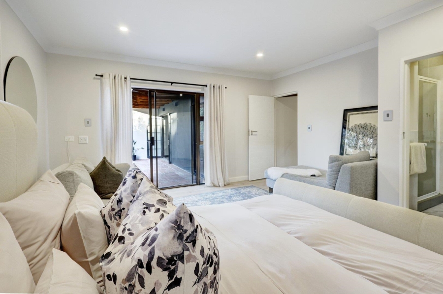 6 Bedroom Property for Sale in Welgemoed Western Cape